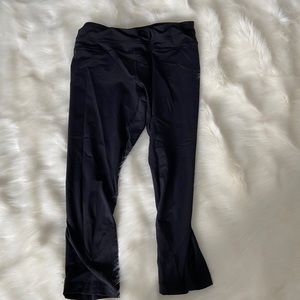 Lululemon capris leggings